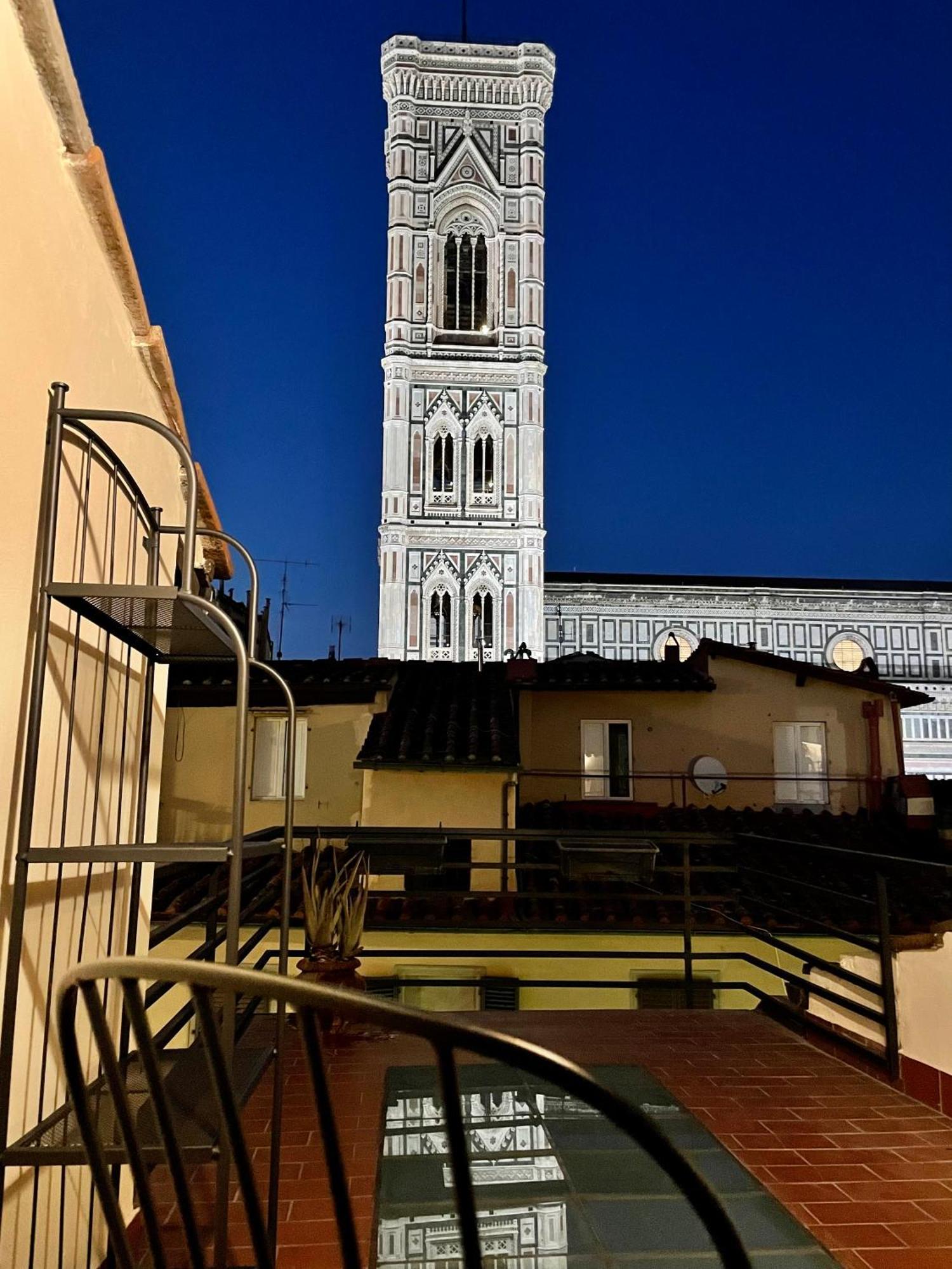Duomo Flats Apartment ฟลอเรนซ์ ภายนอก รูปภาพ